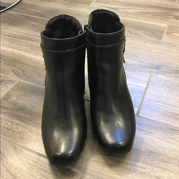 Leather booties - Picture 2 of 4